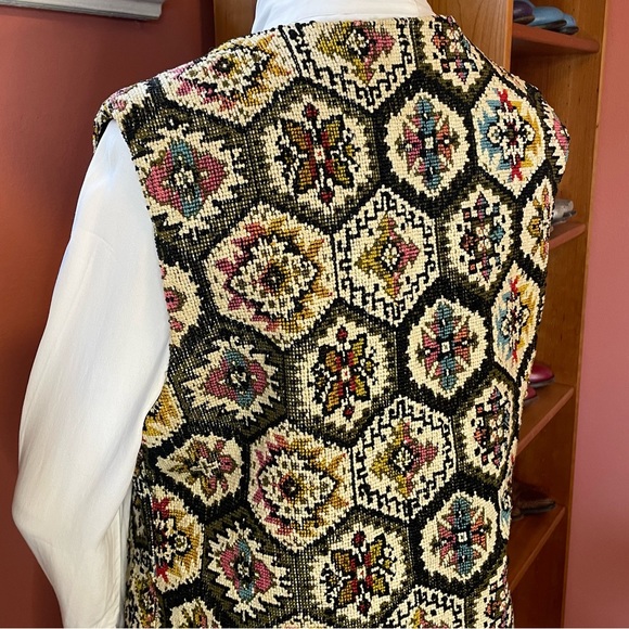 Moroccan Ikat Embroidered Open Vest - Picture 7 of 11
